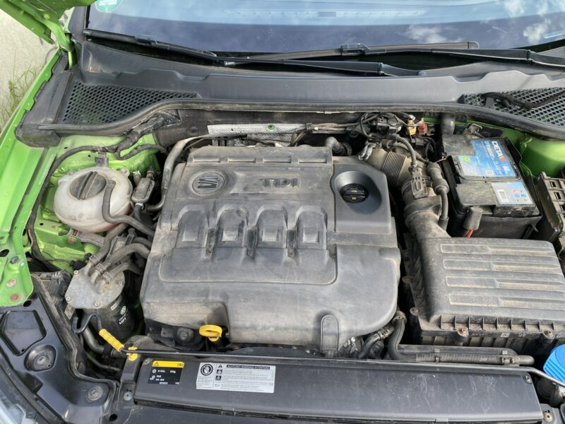 Seat Leon Full LED, Klimatronic , parktronik, alufelgi, dotykowe radio,z Niemiec III (2012-)
