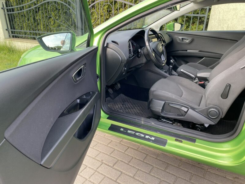 Seat Leon Full LED, Klimatronic , parktronik, alufelgi, dotykowe radio,z Niemiec III (2012-)