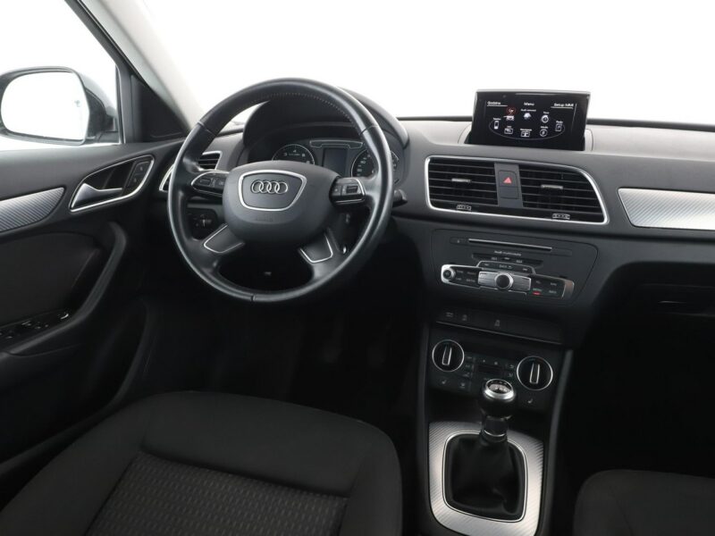 Audi Q3 1.4 TFSI Design Climatronic Tempomat Nawigacja Grzane Fotele Xenon PDC I (2011-2018)
