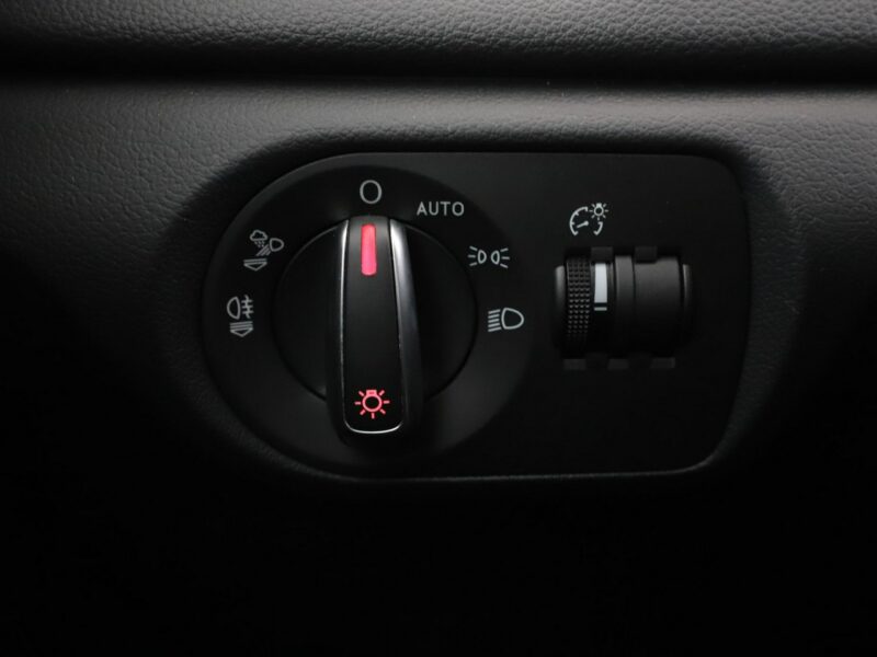 Audi Q3 1.4 TFSI Design Climatronic Tempomat Nawigacja Grzane Fotele Xenon PDC I (2011-2018)