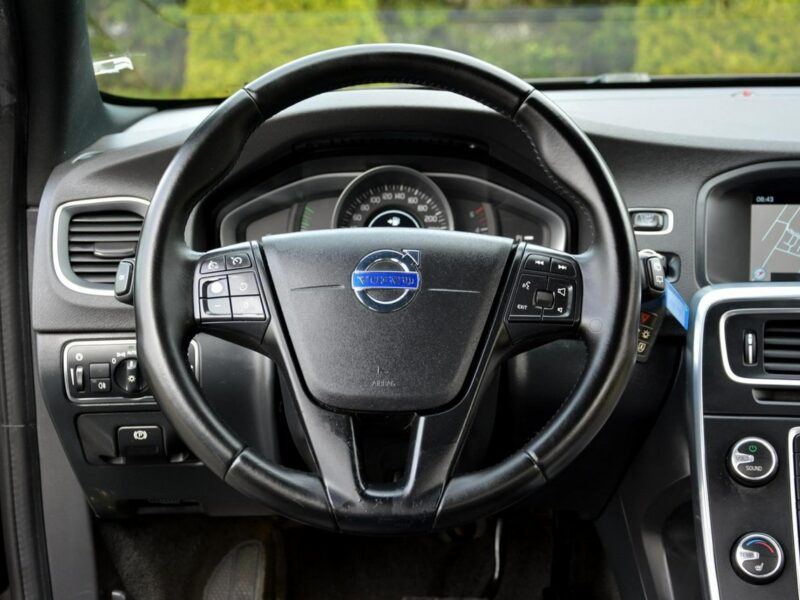 Volvo V60 2.0d(190KM) Lift Automat Skóry Navi Parktronik LED ASO Volvo I (2010-2018)