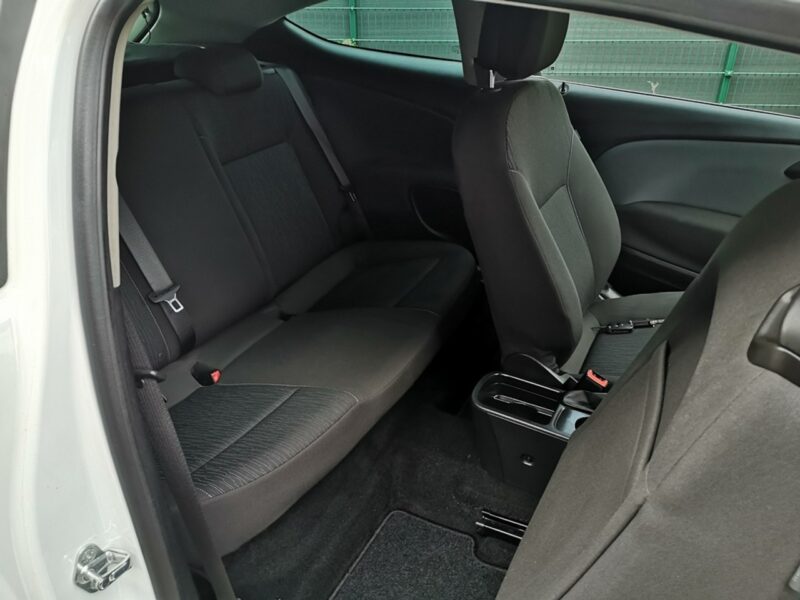 Opel Astra 14 16V 120 KM GTC Klima Parktronic Tempomat Serwis Gwarancja J (2009-2019)