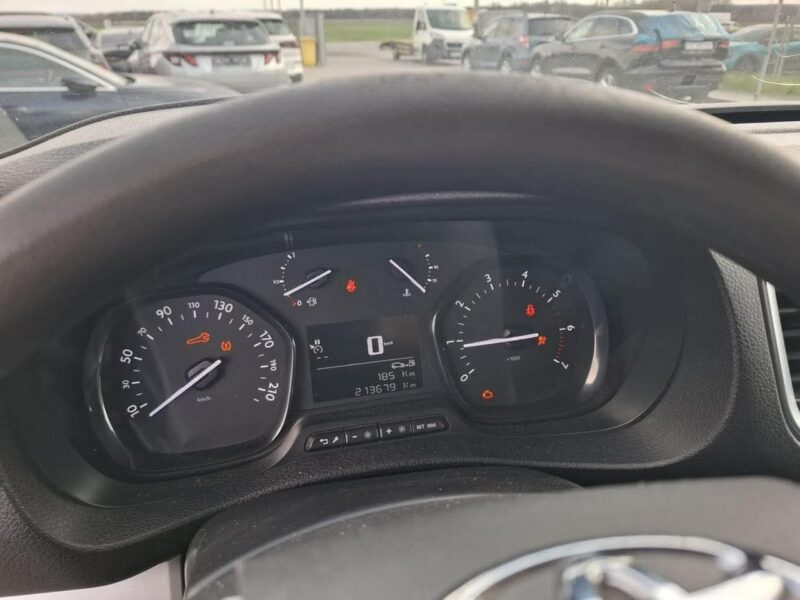 Toyota Proace Verso 8 osobowy Parktronik Hak