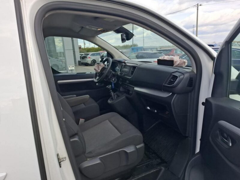 Toyota Proace Verso 8 osobowy Parktronik Hak