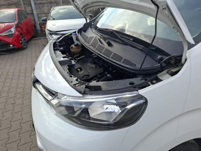 Toyota Proace Verso 8 osobowy Parktronik Hak