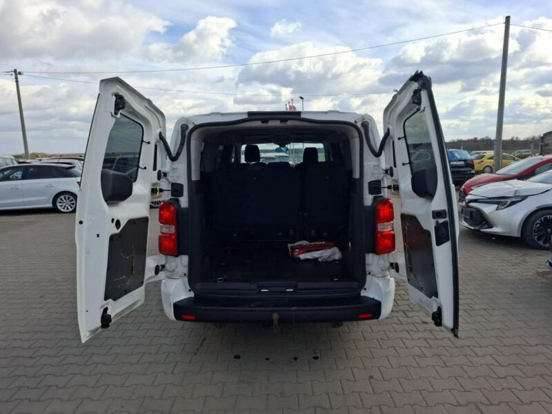 Toyota Proace Verso 8 osobowy Parktronik Hak
