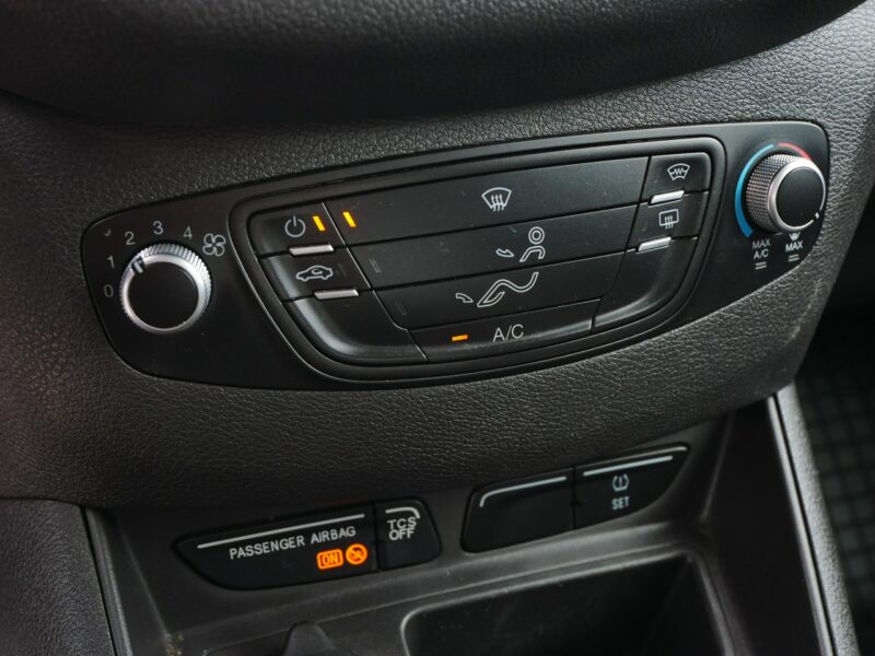 Ford Transit Courier 1.0 E-Boost 100KM [Eu6] Krajowy -1 Wł -Serwis ASO - VAT 23% Brutto