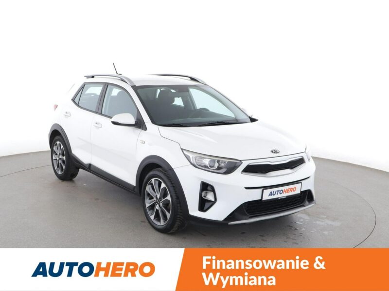 Kia Stonic klima tempomat kamera PDC Bluetooth LED