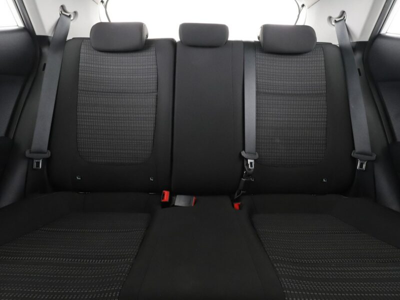 Kia Stonic klima tempomat kamera PDC Bluetooth LED