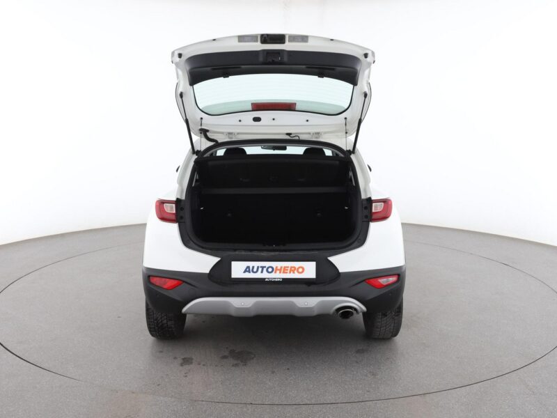Kia Stonic klima tempomat kamera PDC Bluetooth LED
