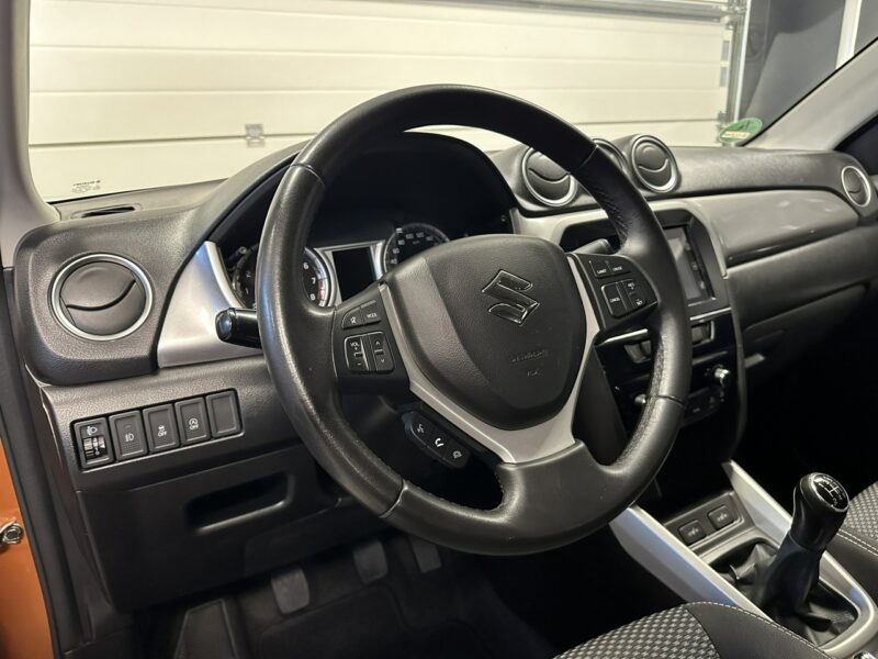 Suzuki Vitara Suzuki Vitara 1.6 Benz Serwis ASO Zadbany Po Opłatach GWARANCJA II (2015-2019)