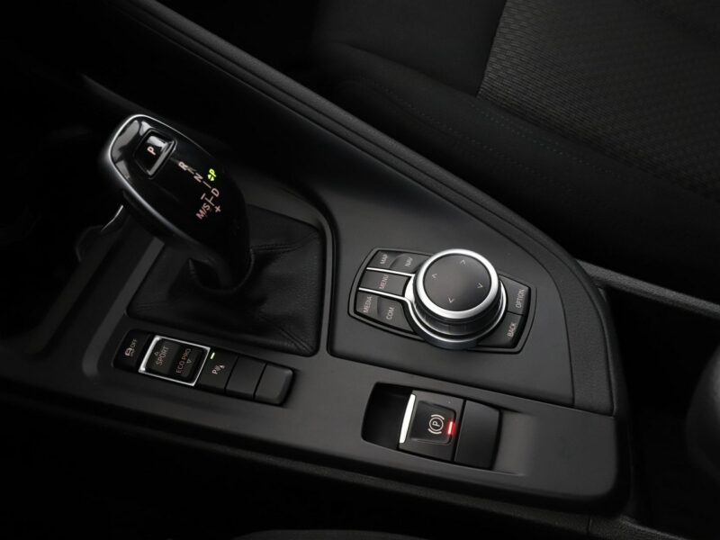 BMW X1 Advantage 150KM automat navi PDC HarmanKardon grzane fotele tempomat II (F48) (2015-)