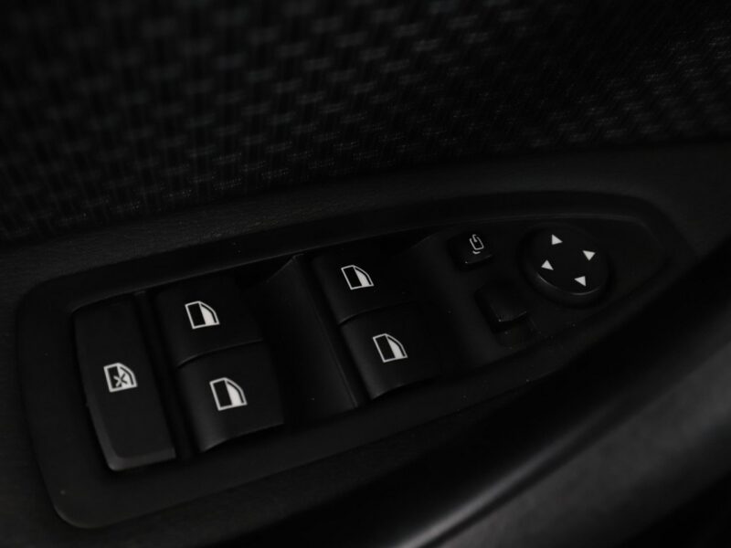 BMW X1 Advantage 150KM automat navi PDC HarmanKardon grzane fotele tempomat II (F48) (2015-)