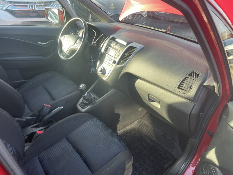 Hyundai ix20 Klimatyzacja Czujniki parkowania 125KM