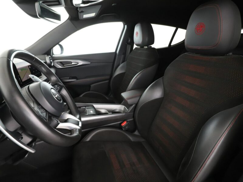 Alfa Romeo Tonale FV23% Automat Virtual Cocpit Nawigacja Tempomat Kamery Brembo Full LED