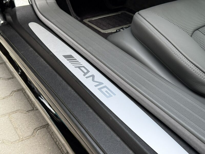 Mercedes SL 55 AMG 55 AMG Kompressor. Wideoprezentacja. Wyjątkowy egzemplarz. R230 (2001-2013)