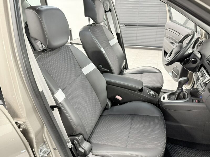 Renault Scenic 1.5 DCi 110KM*Lift*BOSE EDITION*Navi*Skóry*Xenon*HandsFree*LED*Automat III (2009-2016)