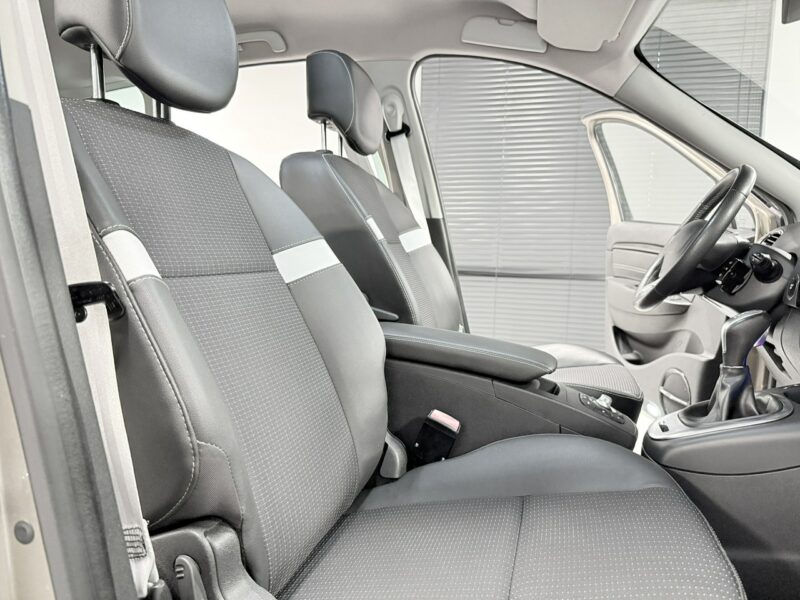 Renault Scenic 1.5 DCi 110KM*Lift*BOSE EDITION*Navi*Skóry*Xenon*HandsFree*LED*Automat III (2009-2016)