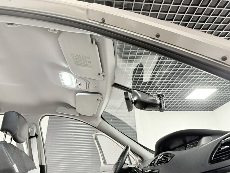 Renault Scenic 1.5 DCi 110KM*Lift*BOSE EDITION*Navi*Skóry*Xenon*HandsFree*LED*Automat III (2009-2016)
