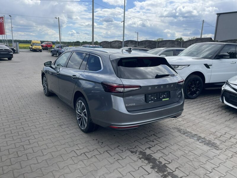 Škoda Superb 4x4 L&K Automat Kamera Webasto Skóra Hak 193KM IV (2023-)