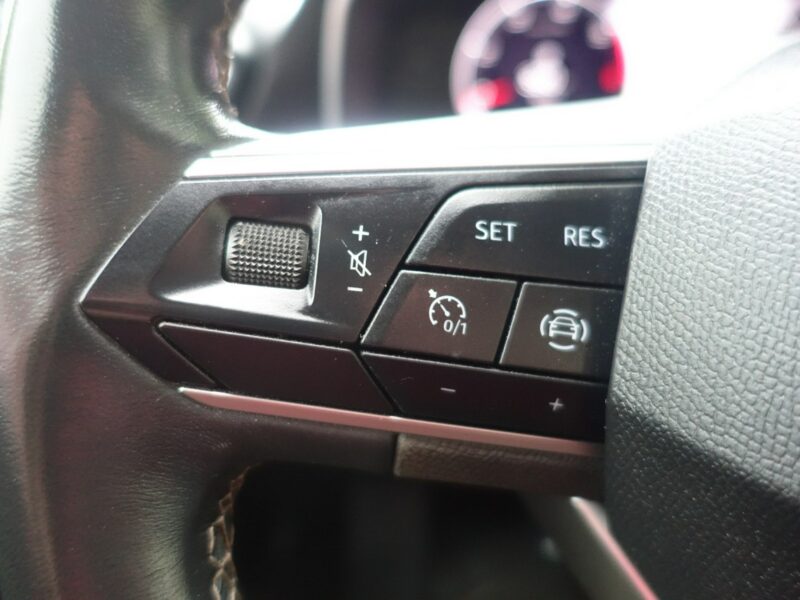 Seat Leon * R E Z E R W A C J A * IV (2020 - )