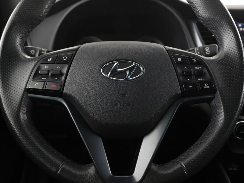 Hyundai Tucson Navi Kamera cofania Automatyczna klimatyzacja Bluetooth III (2015-2020)