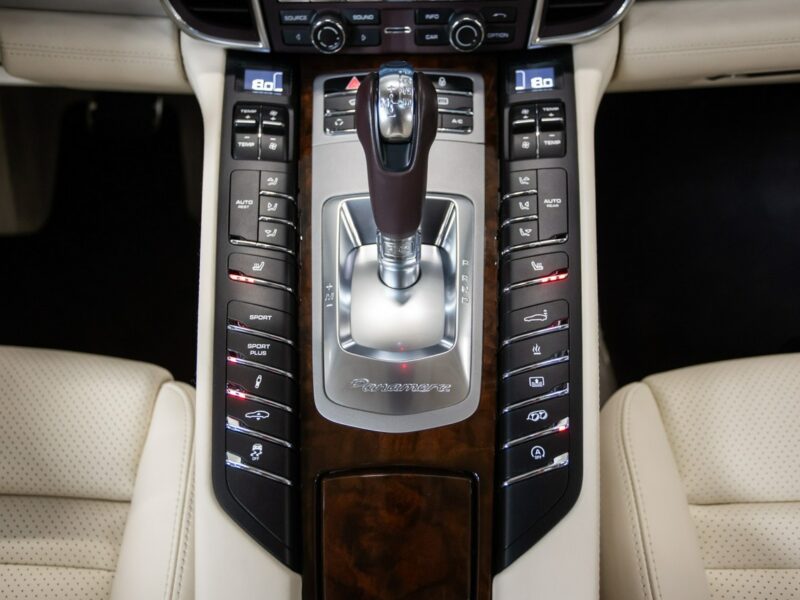 Porsche Panamera 4.8 V8 Turbo S 550 KM. Lakier PTS. Wyjątkowa. Porsche Approved.