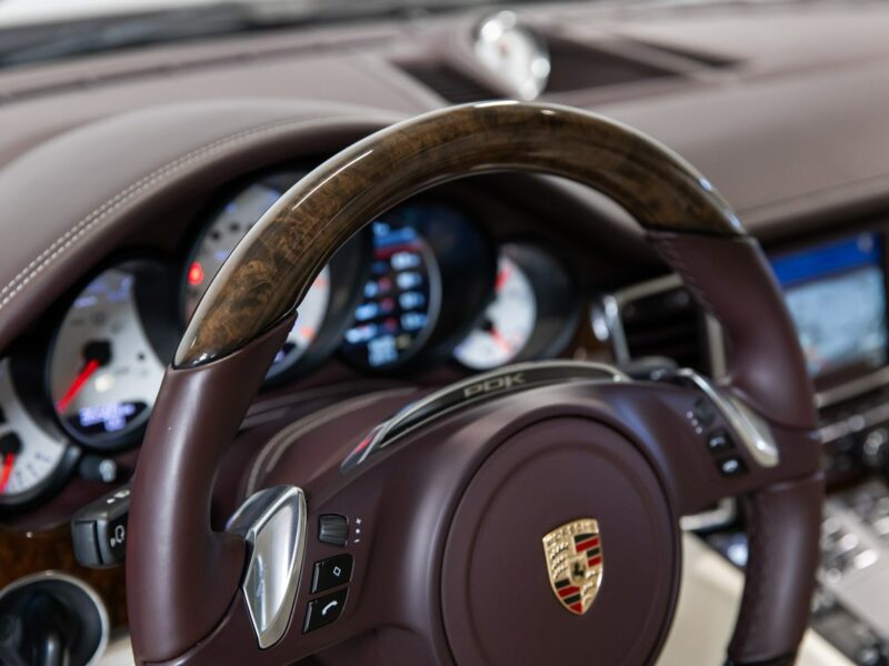 Porsche Panamera 4.8 V8 Turbo S 550 KM. Lakier PTS. Wyjątkowa. Porsche Approved.