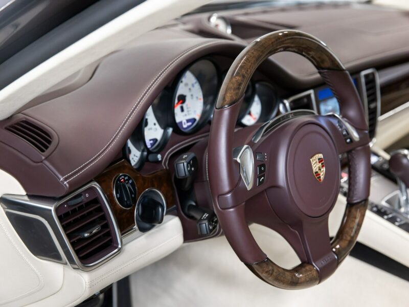 Porsche Panamera 4.8 V8 Turbo S 550 KM. Lakier PTS. Wyjątkowa. Porsche Approved.