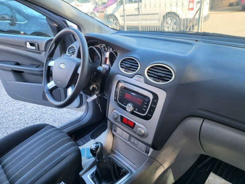 Ford Focus 1.6 101 KM LIFT I Właściciel Z Niemiec Po Opłatach Zapraszamy !!! Mk2 (2004-2011)
