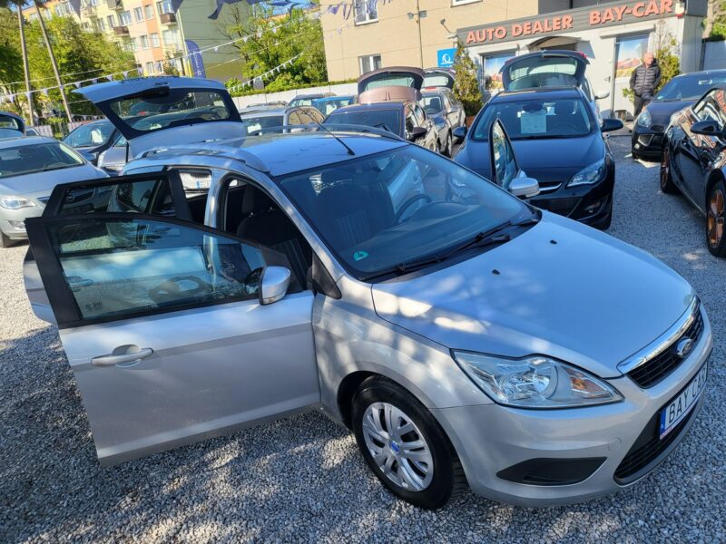 Ford Focus 1.6 101 KM LIFT I Właściciel Z Niemiec Po Opłatach Zapraszamy !!! Mk2 (2004-2011)
