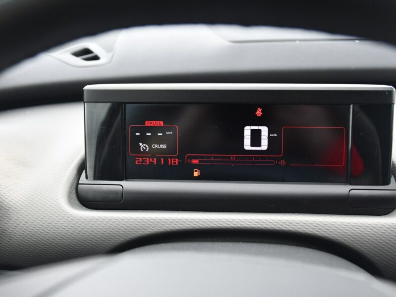 Citroen C4 Cactus 1,6hdi DUDKI11 Navi.Kam.Cofania.Tempomat.Biala Perła.kredyt.OKAZJA I (2014-)