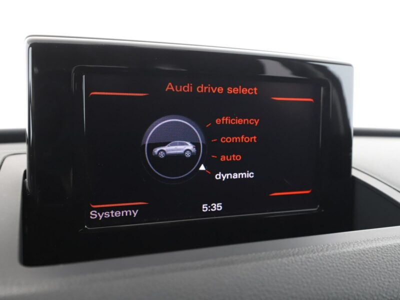 Audi Q3 1.4 TFSI Design Benzyna Klimatyzacja Elektryka Xenon FIS PDC EU6 I (2011-2018)