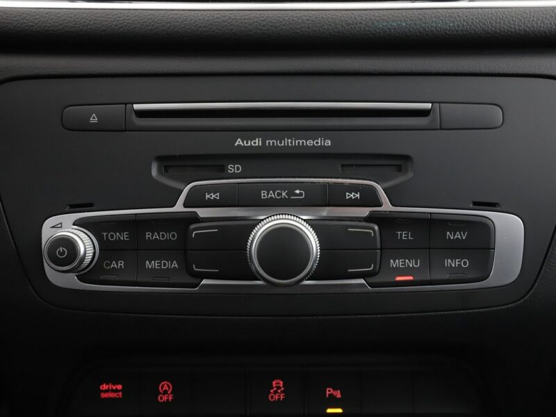 Audi Q3 1.4 TFSI Design Benzyna Klimatyzacja Elektryka Xenon FIS PDC EU6 I (2011-2018)