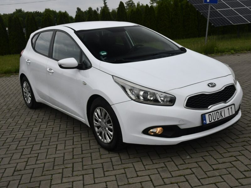 Toyota C-HR Ledy / Kamera Cofania / Krajowy / Raport Dekra / FV 23%