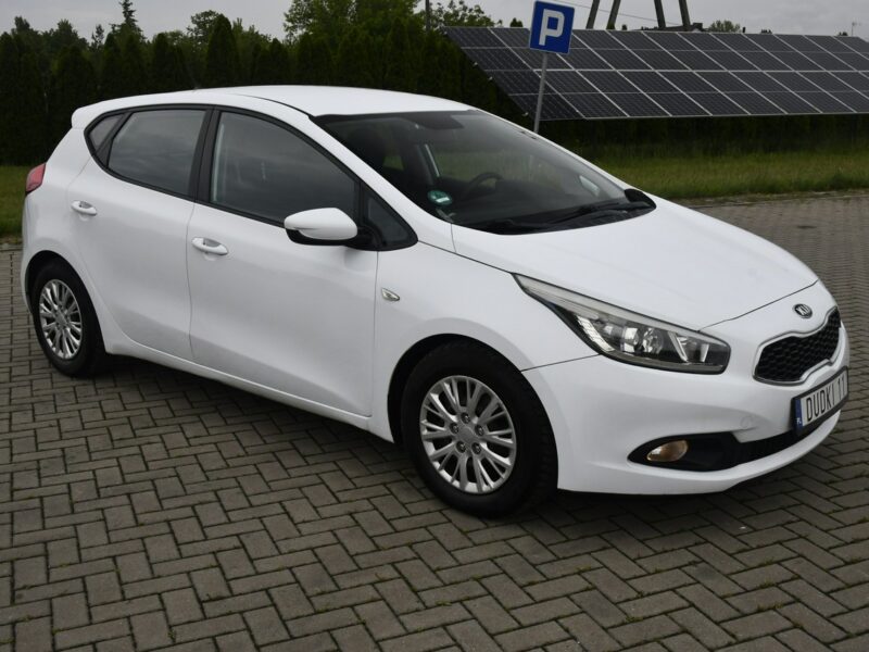Toyota C-HR Ledy / Kamera Cofania / Krajowy / Raport Dekra / FV 23%