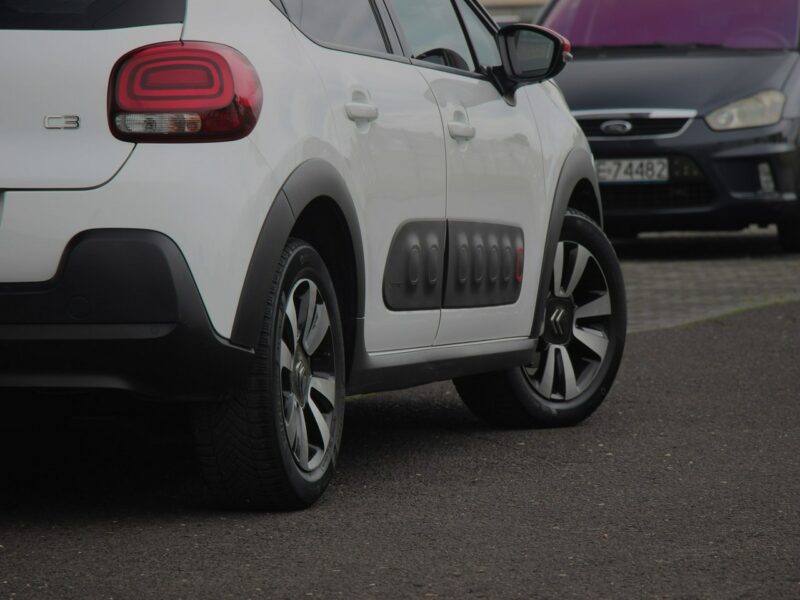Citroen C3 Automat*Navi*Kamera*AsysToru*Temp*Android*Alu*Komp*Pdc*Gwar VGS !!! III (2016-)