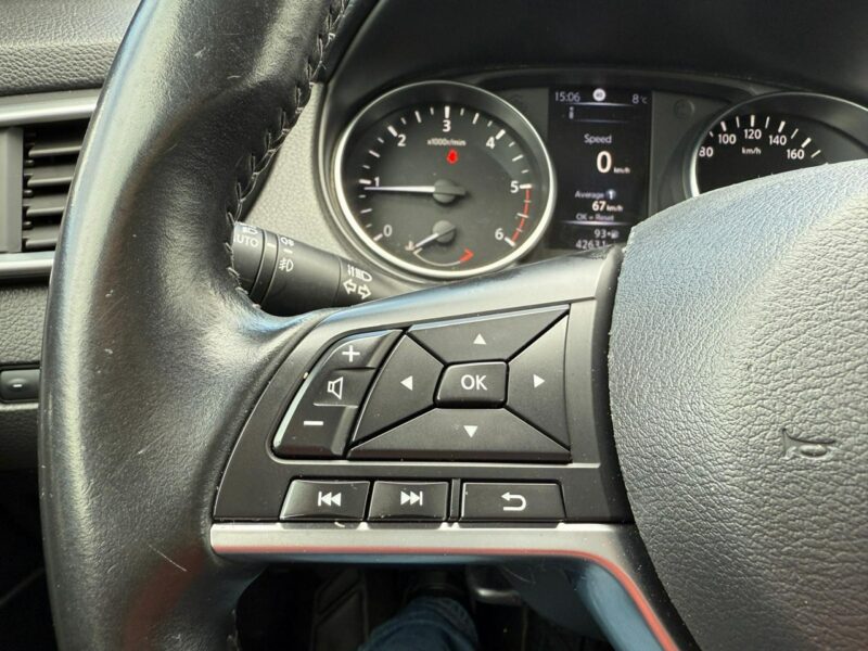 Nissan Qashqai lift, navi, kamera, 40tys.km! II (2013-2021)