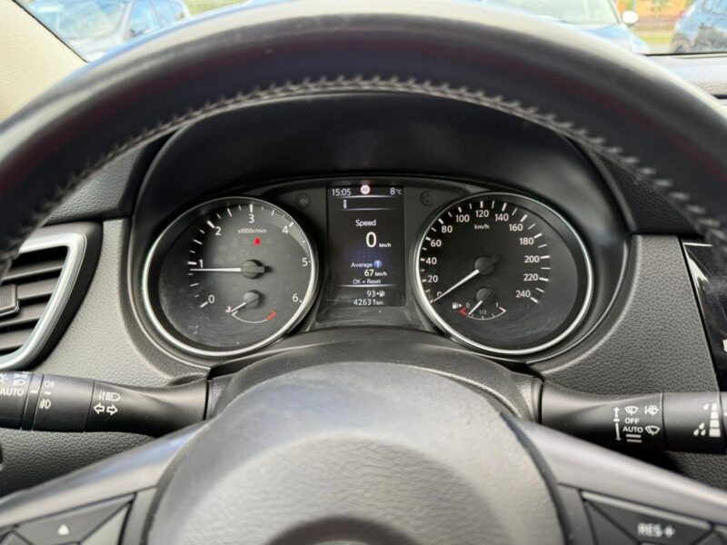 Nissan Qashqai lift, navi, kamera, 40tys.km! II (2013-2021)