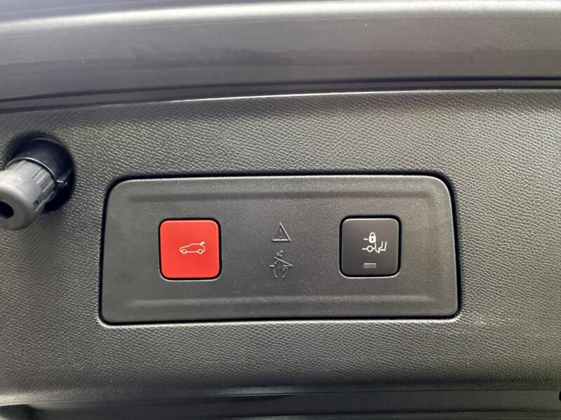 Peugeot 508 SW 1.5 BlueHDi Allure Kamery Automat El. Klapa Hak Navi Panorama Super II (2018-)