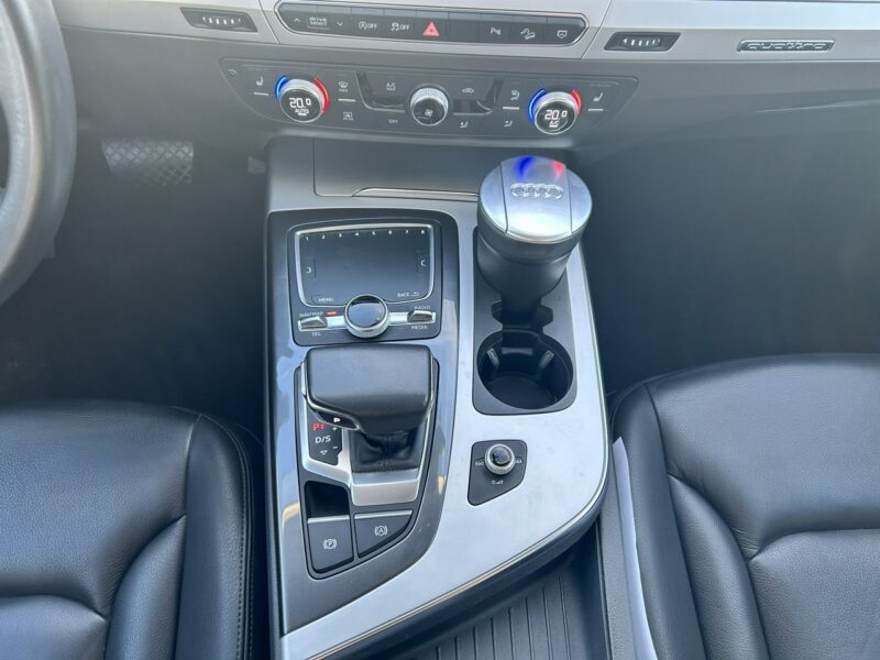 Audi Q7 Tylko 75 tyś km Quattro III (2015-)