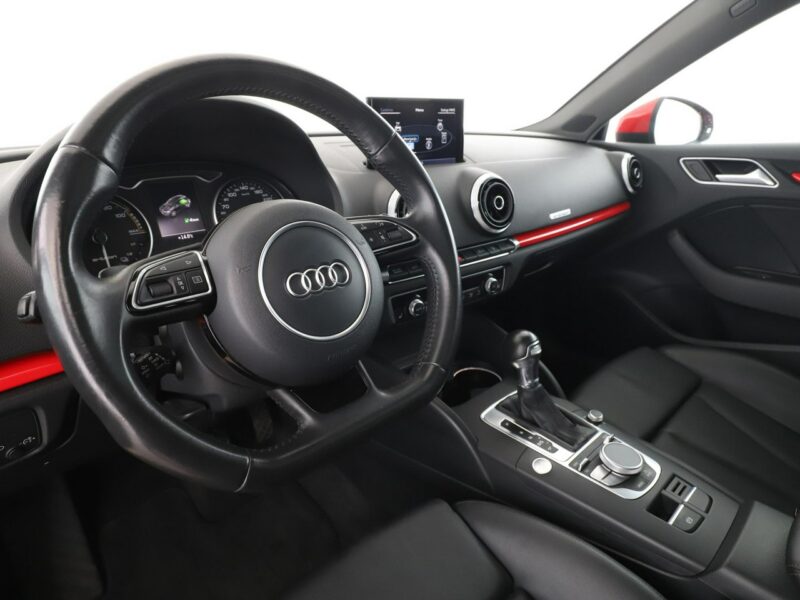 Audi A3 1.4TFSI e-tron Panorama Climatronic Navi Grzane Fotele Lane Assist PDC 8V (2012-)