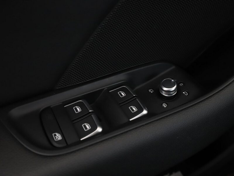Audi A3 1.4TFSI e-tron Panorama Climatronic Navi Grzane Fotele Lane Assist PDC 8V (2012-)