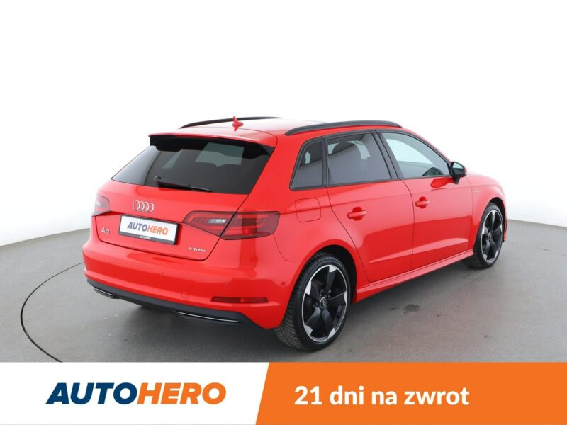 Audi A3 1.4TFSI e-tron Panorama Climatronic Navi Grzane Fotele Lane Assist PDC 8V (2012-)