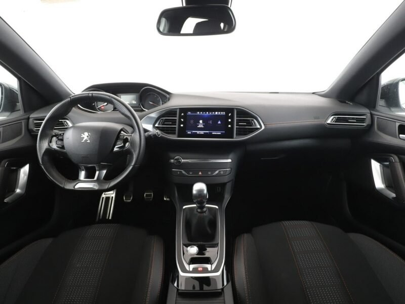 Peugeot 308 GT-Line navi PDC klima-auto ACC Bluetooth FullLED tempomat T9 (2014-2021)