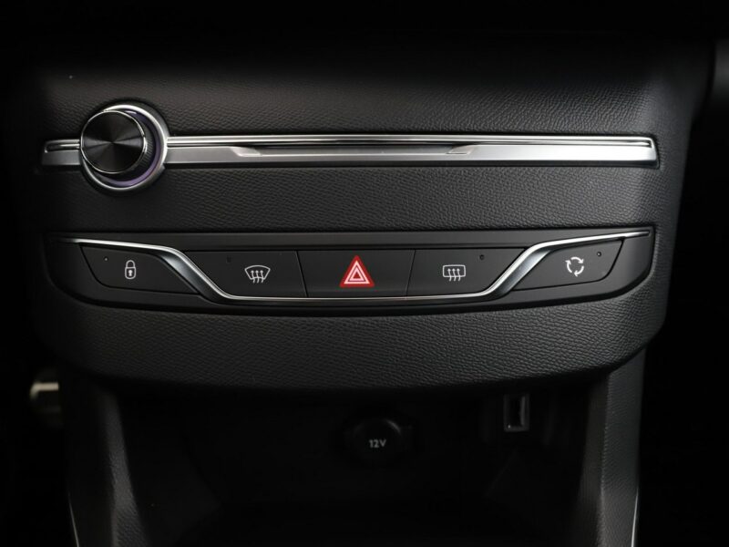 Peugeot 308 GT-Line navi PDC klima-auto ACC Bluetooth FullLED tempomat T9 (2014-2021)