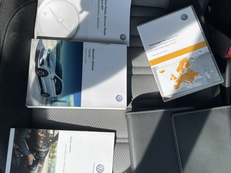 Volkswagen Touran Rline DSG Kamera Klimatronik Podgrzewanie III (2015-)