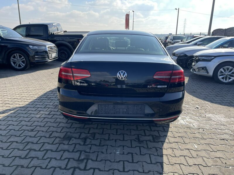 Volkswagen Passat Klimatronik Podgrzewanie Skóra B8 (2014-2023)