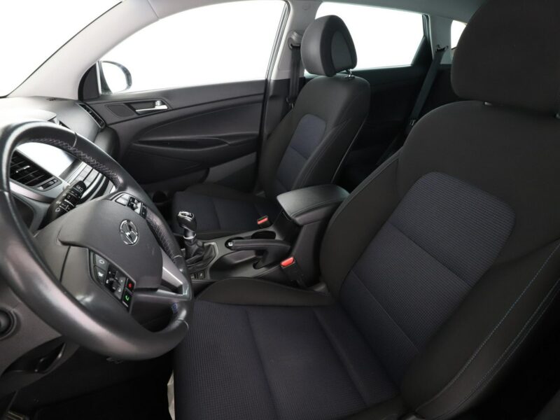 Hyundai Tucson navi kamera tempomat klima-auto AsystentPasaRuchu grzane fotele III (2015-2020)