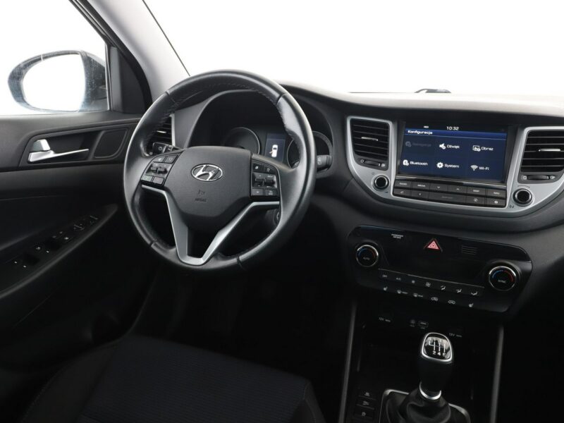 Hyundai Tucson navi kamera tempomat klima-auto AsystentPasaRuchu grzane fotele III (2015-2020)